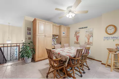 1354 W Byron Avenue #D, Addison, IL 60101 - Photo 5