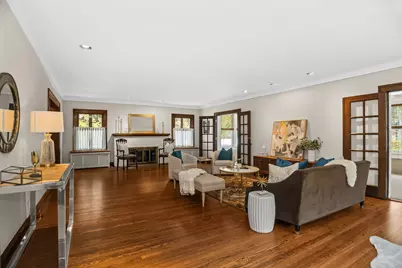 2528 Sheridan Road, Evanston, IL 60201 - Photo 9