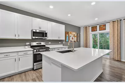 1001 Draper Road, McHenry, IL 60050 - Photo 7