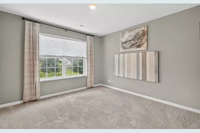 1001 Draper Road, McHenry, IL 60050 - Photo 15