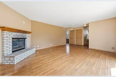 658 Anderson Drive, Lake in the Hills, IL 60156 - Photo 19