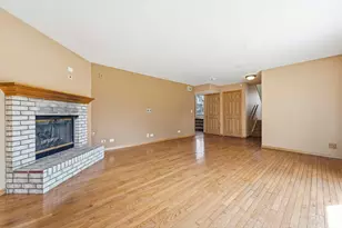 658 Anderson Dr, Lake in the Hills, IL 60156 - Photo 19