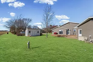 1271 E 500 North Rd, Cissna Park, IL 60924 - Photo 45