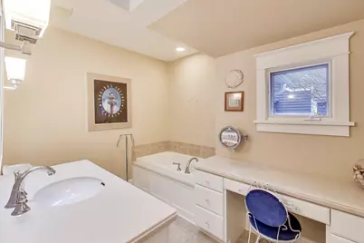 228 E Center Avenue, Lake Bluff, IL 60044 - Photo 19