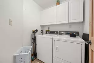 932 Foxpointe Dr, Sycamore, IL 60178 - Photo 29