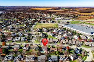 932 Foxpointe Dr, Sycamore, IL 60178 - Photo 13