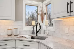 932 Foxpointe Dr, Sycamore, IL 60178 - Photo 27