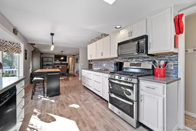 1367 Wauchope Drive, Elgin, IL 60123 - Photo 11