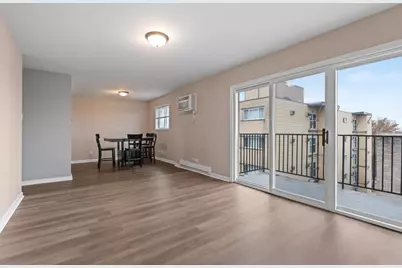 315 Des Plaines Avenue #607, Forest Park, IL 60130 - Photo 7