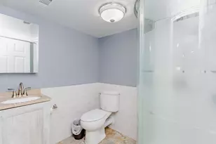 [Address not provided], Gurnee, IL 60031 - Photo 35