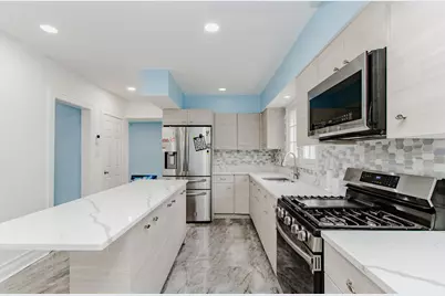 [Address not provided], Gurnee, IL 60031 - Photo 15