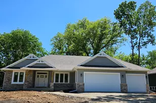 6014 Squirrel Run, Caledonia, IL 61011 - Photo 1
