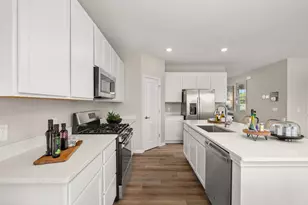 1768 S Prt Dr, Antioch, IL 60002 - Photo 7