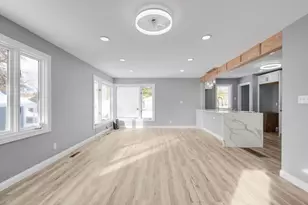 18504 Wentworth Ave, Lansing, IL 60438 - Photo 17