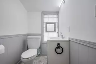 18504 Wentworth Ave, Lansing, IL 60438 - Photo 13