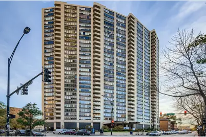 3930 N Pine Grove Avenue #805, Chicago, IL 60613 - Photo 1