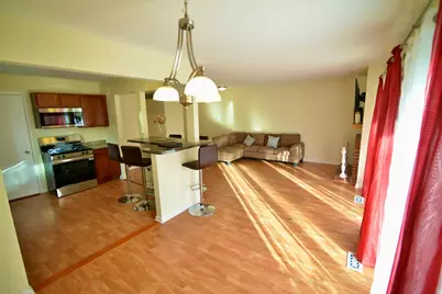 [Address not provided], Schaumburg, IL 60193 - Photo 5