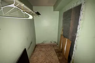 1235 S 57th Ave, Cicero, IL 60804 - Photo 11