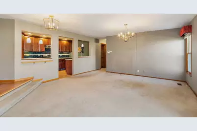 1871 Fox Run Drive #A, Elk Grove Village, IL 60007 - Photo 7