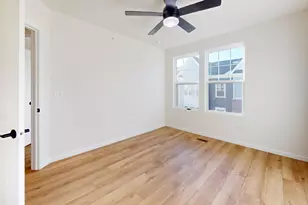 134 Yorktown Ct, Libertyville, IL 60048 - Photo 21