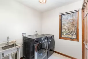 841 Turnbridge Cir, Naperville, IL 60540 - Photo 41