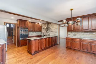 841 Turnbridge Cir, Naperville, IL 60540 - Photo 9