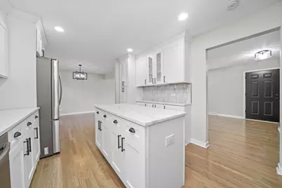 1404 S Birch Drive, Mount Prospect, IL 60056 - Photo 7