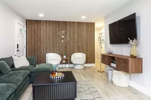 342 Seminole Ln, Carol Stream, IL 60188 - Photo 3