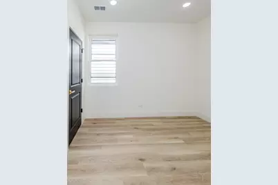 5637 S Prairie Avenue, Chicago, IL 60637 - Photo 15