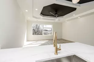 5637 S Prairie Ave, Chicago, IL 60637 - Photo 5