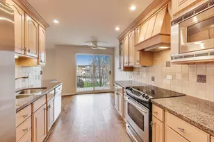 140 Franklin Pl E, Lake Forest, IL 60045 - Photo 11