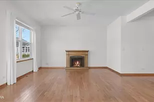 623 Queen Dr, Oswego, IL 60543 - Photo 11