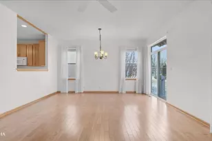 623 Queen Dr, Oswego, IL 60543 - Photo 13