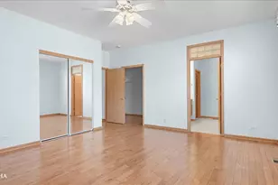 623 Queen Dr, Oswego, IL 60543 - Photo 19