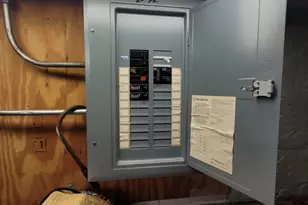 9732 S Houston Ave, Chicago, IL 60617 - Photo 27