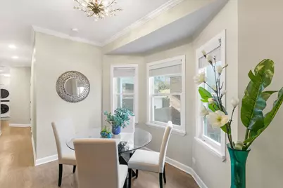 395 N Delaplaine Road #1W, Riverside, IL 60546 - Photo 9