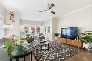 395 N Delaplaine Rd, Riverside, IL 60546 - Photo 3