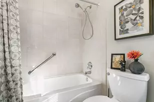 395 N Delaplaine Rd, Riverside, IL 60546 - Photo 17