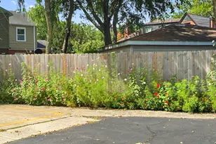 395 N Delaplaine Rd, Riverside, IL 60546 - Photo 25