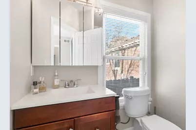 395 N Delaplaine Road #1W, Riverside, IL 60546 - Photo 13