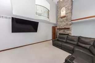 26 Brunton Ct, Bloomington, IL 61704 - Photo 21