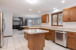 26 Brunton Ct, Bloomington, IL 61704 - Photo 11