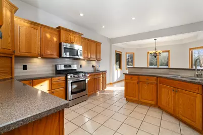 3218 Woodhaven Drive, Bourbonnais, IL 60914 - Photo 5