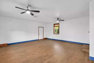 849 N Piatt St, Bement, IL 61813 - Photo 29