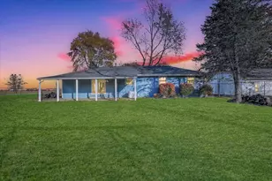 849 N Piatt St, Bement, IL 61813 - Photo 39