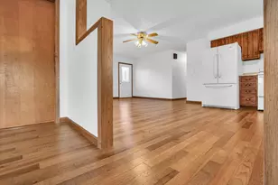 849 N Piatt St, Bement, IL 61813 - Photo 15