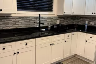 7825 S Paulina St, Chicago, IL 60620 - Photo 5