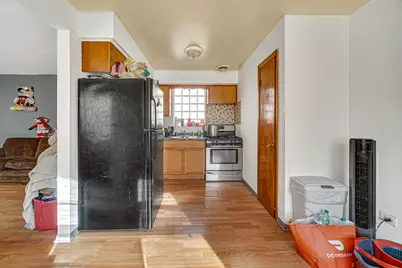 7915 S Dobson Avenue, Chicago, IL 60619 - Photo 17