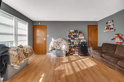 7915 S Dobson Avenue, Chicago, IL 60619 - Photo 15