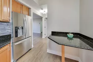 4411 W Wilson Ave, Chicago, IL 60630 - Photo 13